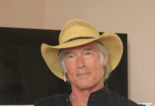 Celebrating Ronn Moss’ directorial debut with the Western “Tex McKenzie”